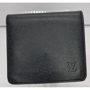 Louis Vuitton Taiga Leather Porte Billets 3 Cartes Bifold Wallet Made in France